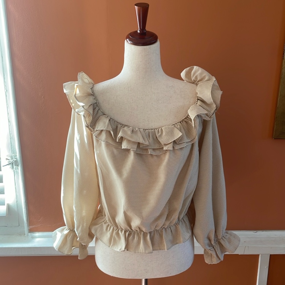 HYFVE Woman’s Peasant beige & white check blouse Size L